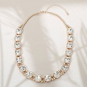Elegant Gold Bezel Link Evening Necklace